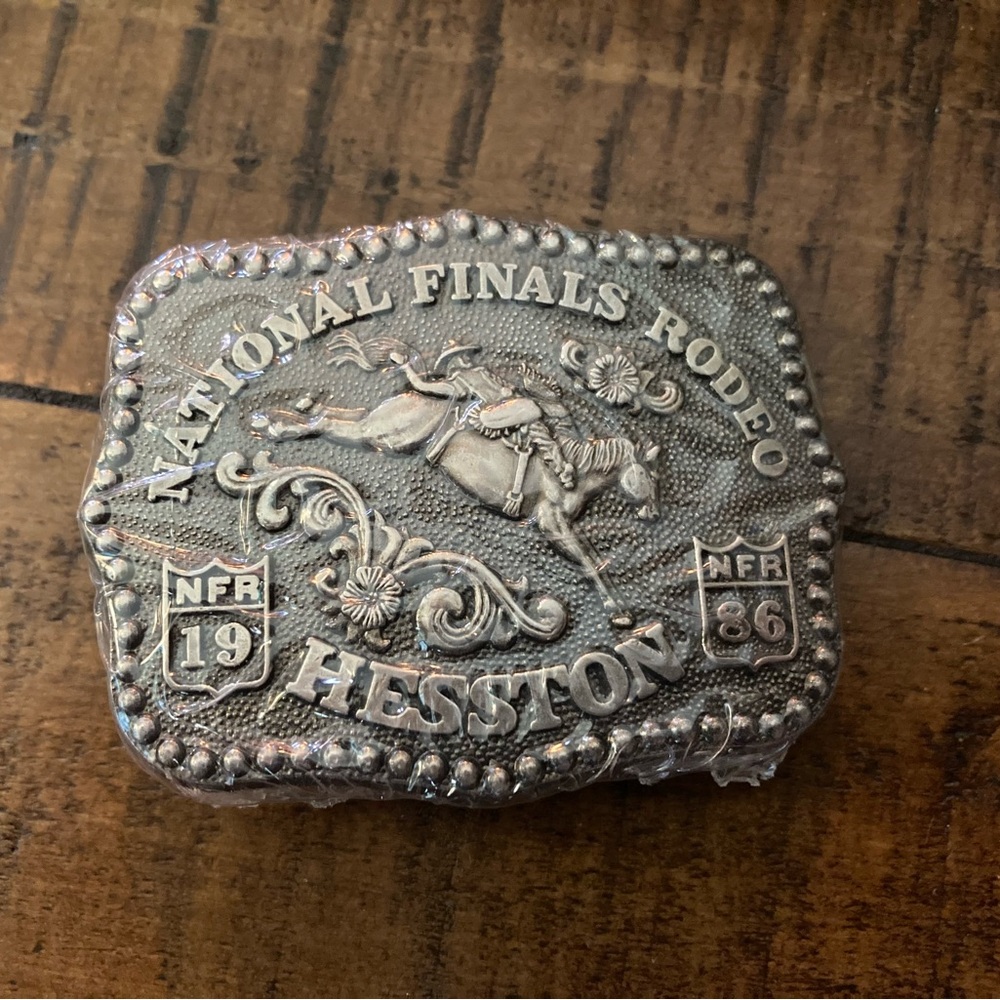 1986 HESSTON National Finals Rodeo Cowboy Belt Buckle (NIP) with Brochure